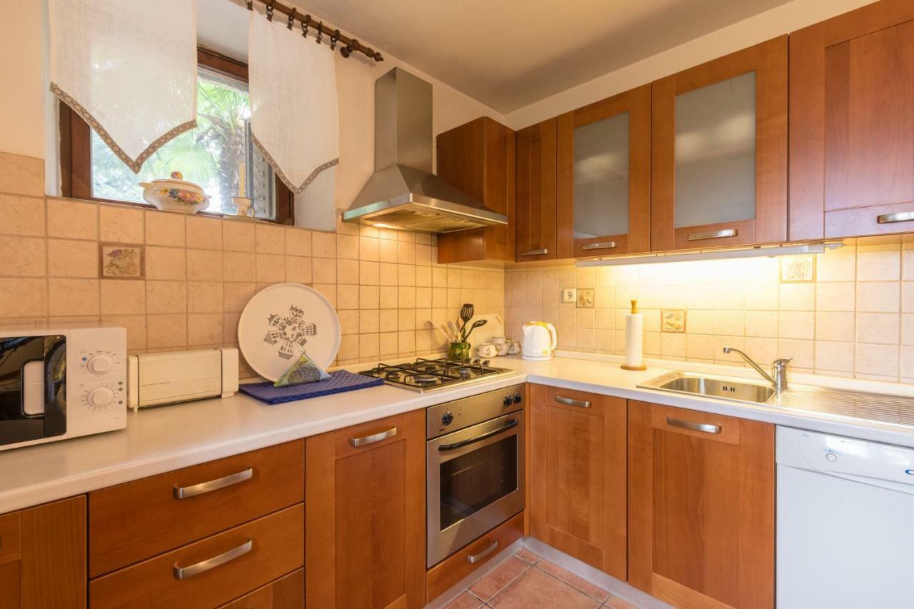 Apartment Urban Garden Rijeka Eksteriør billede